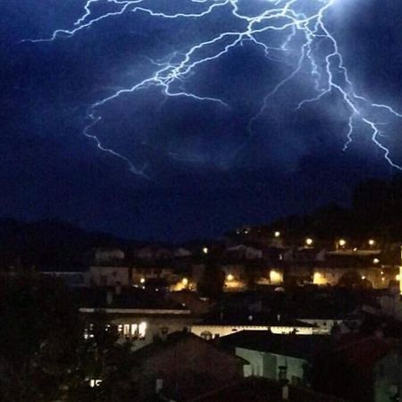 Pis Amb Encant A Campdevanol,Al Centre Del Poble. Exteriér fotografie